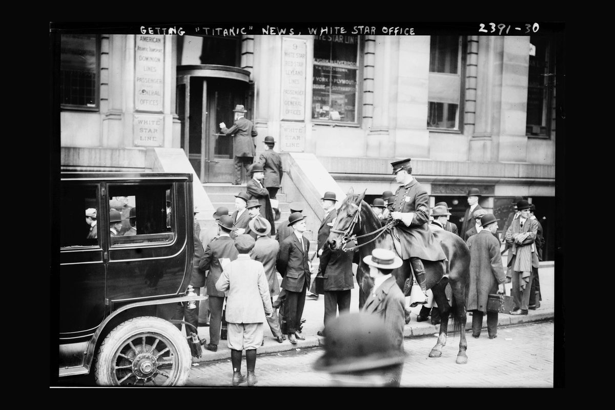 Titanic News White Star Office Photo, April 1912 New York Street Scene, RMS Titanic Vintage Print, Old New York Wall Art